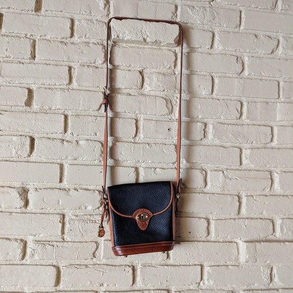 Dooney & Bourke Crossbody Purse Bag - Picture 3 of 6